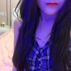 白鹿被强❌喷水羞羞漫画
