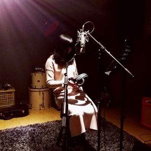 白鹿被强❌喷水羞羞漫画
